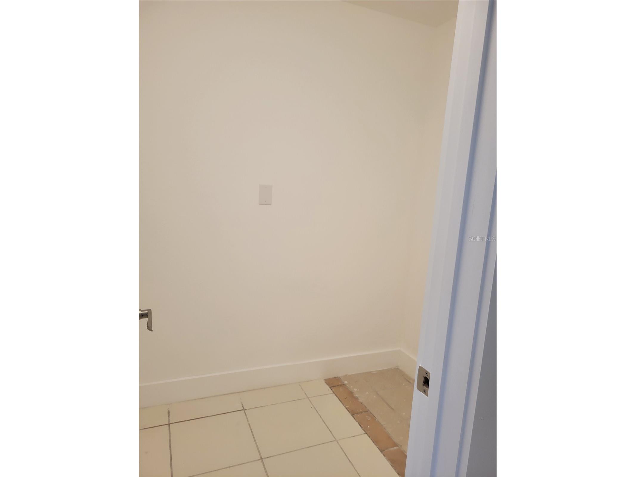 1835 Maryland Avenue NE Saint Petersburg FL 33703 TB8513615 image14