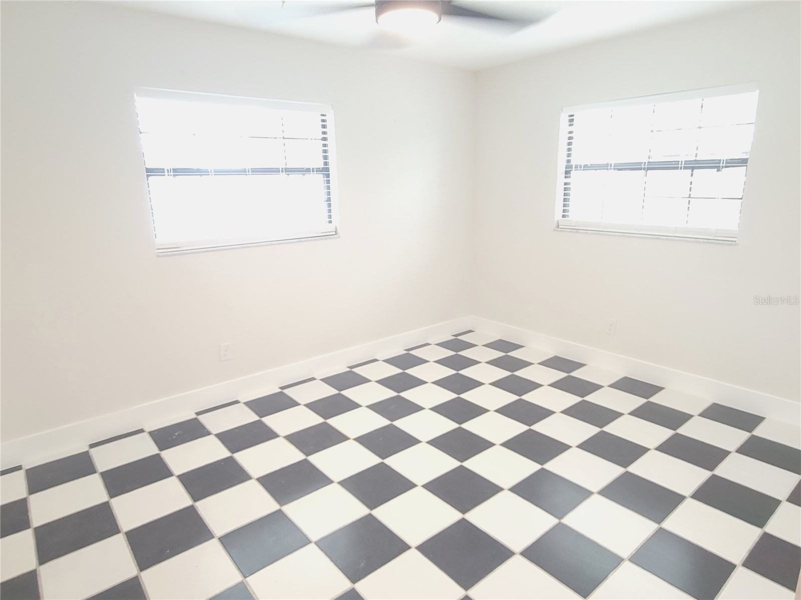 1835 Maryland Avenue NE Saint Petersburg FL 33703 TB8513615 image19