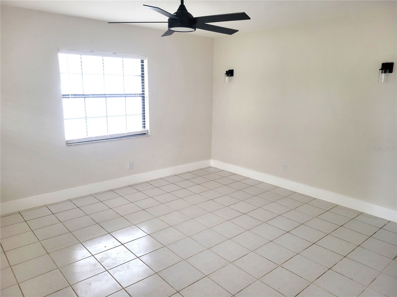 1835 Maryland Avenue NE Saint Petersburg FL 33703 TB8513615 image5