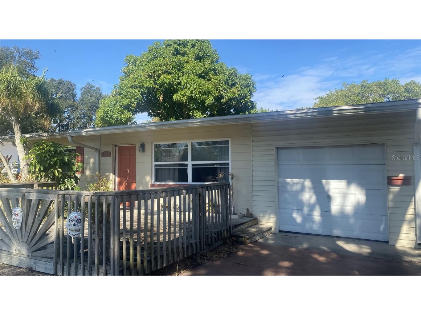 1835 Nevada Avenue NE Saint Petersburg FL 33703 J971406 image1