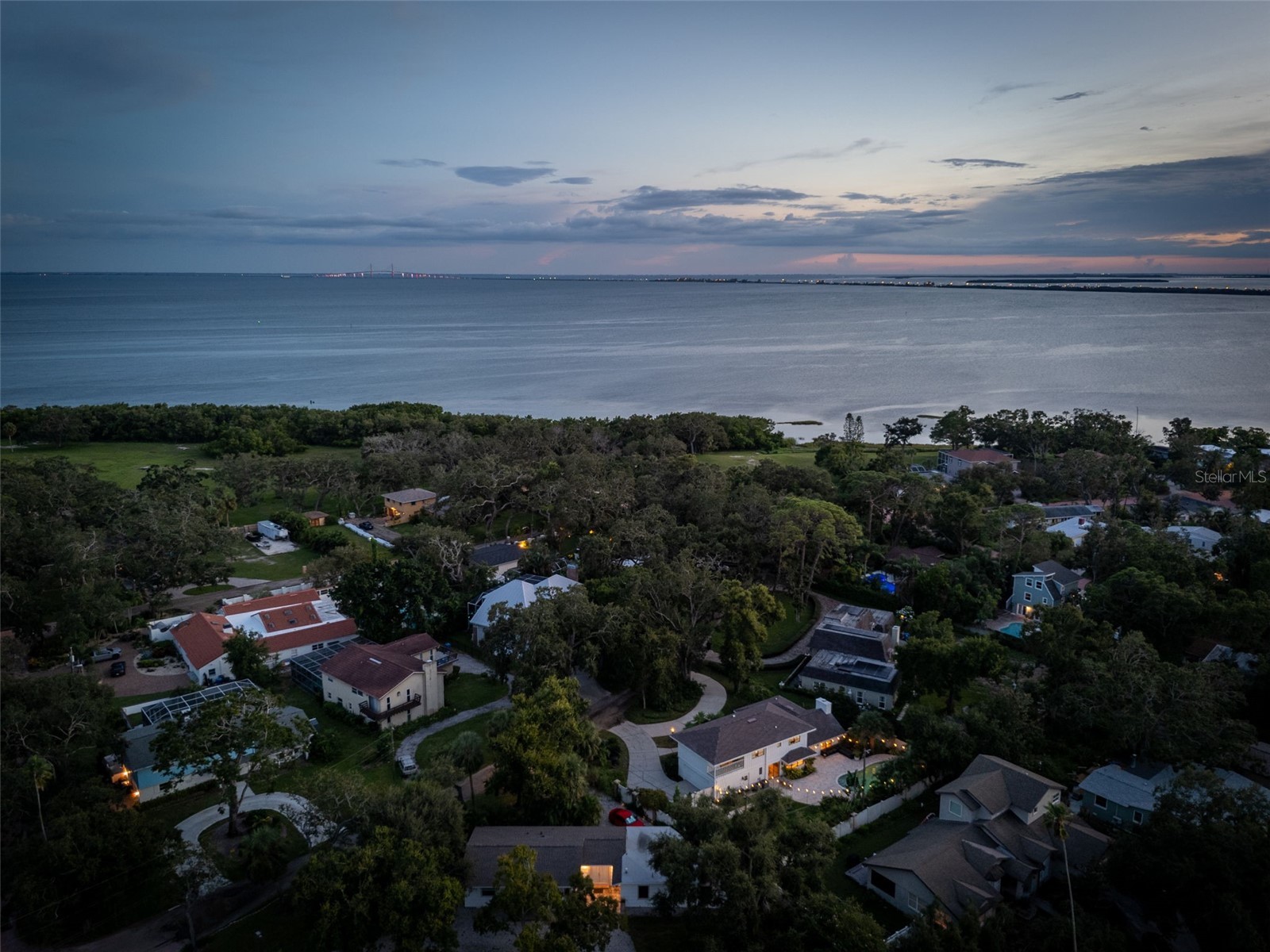 1835 Serpentine Drive S Saint Petersburg FL 33712 TB8487822 image4