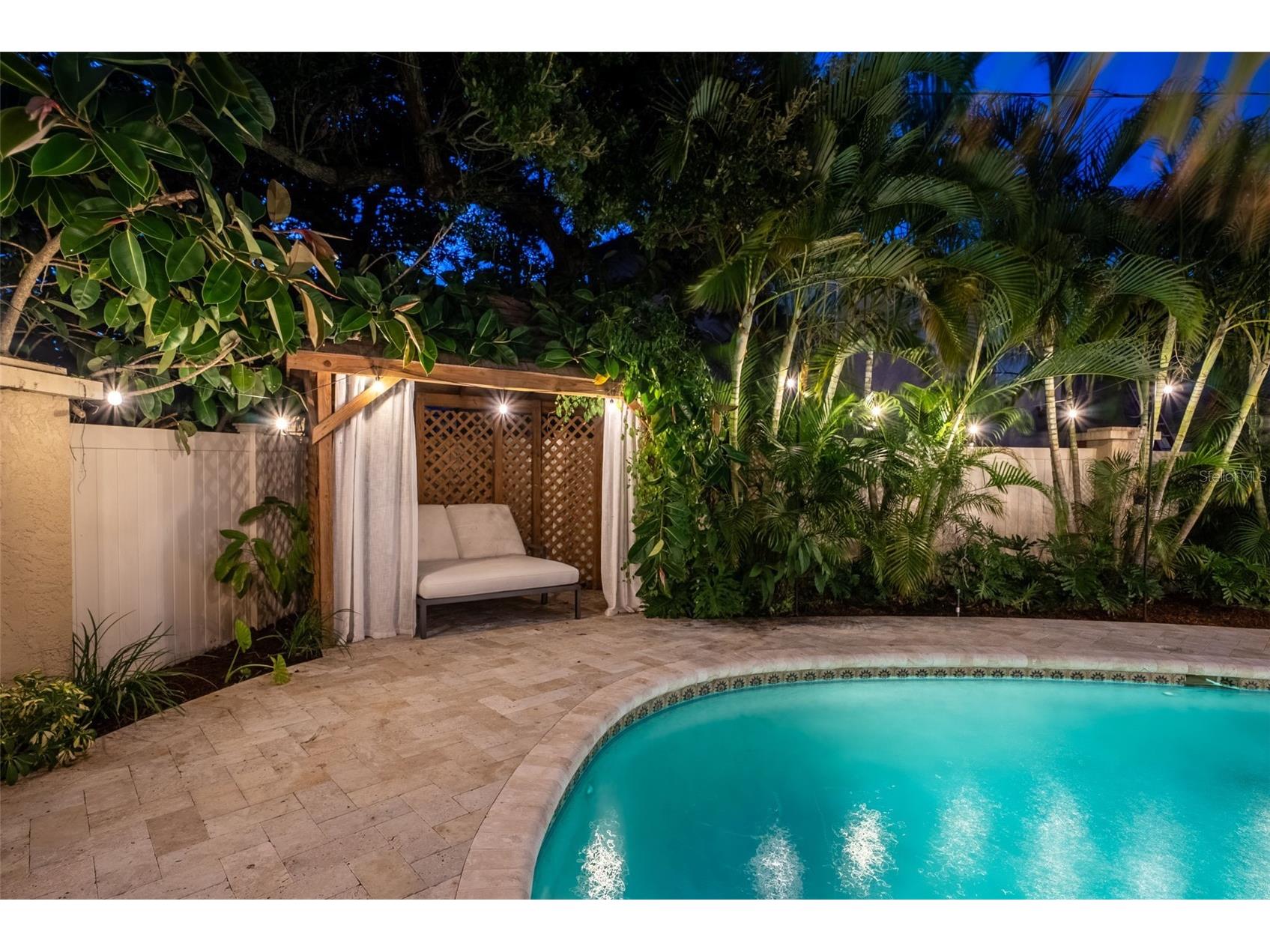 1835 Serpentine Drive S Saint Petersburg FL 33712 TB8487822 image56