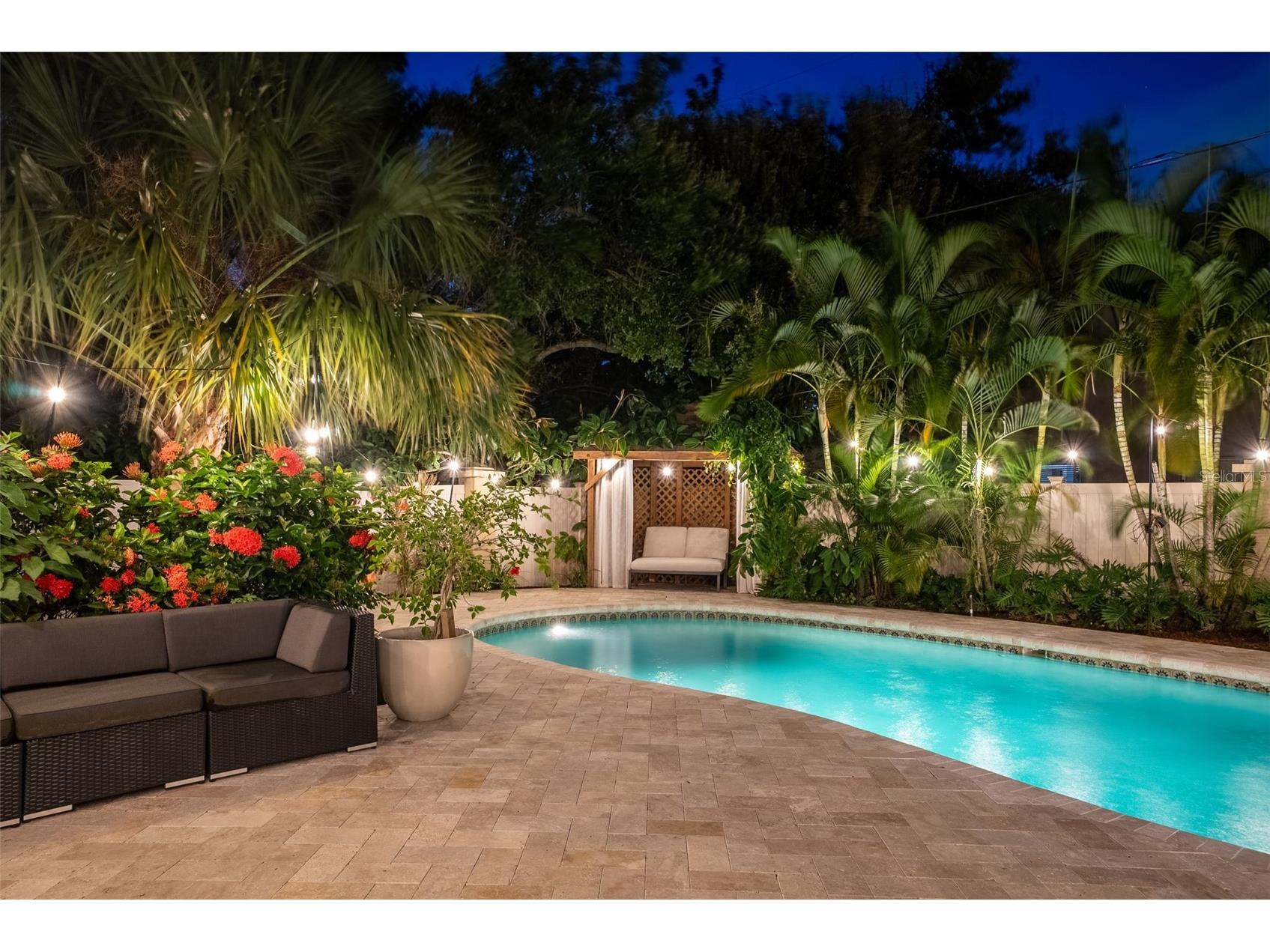 1835 Serpentine Drive S Saint Petersburg FL 33712 TB8487822 image57