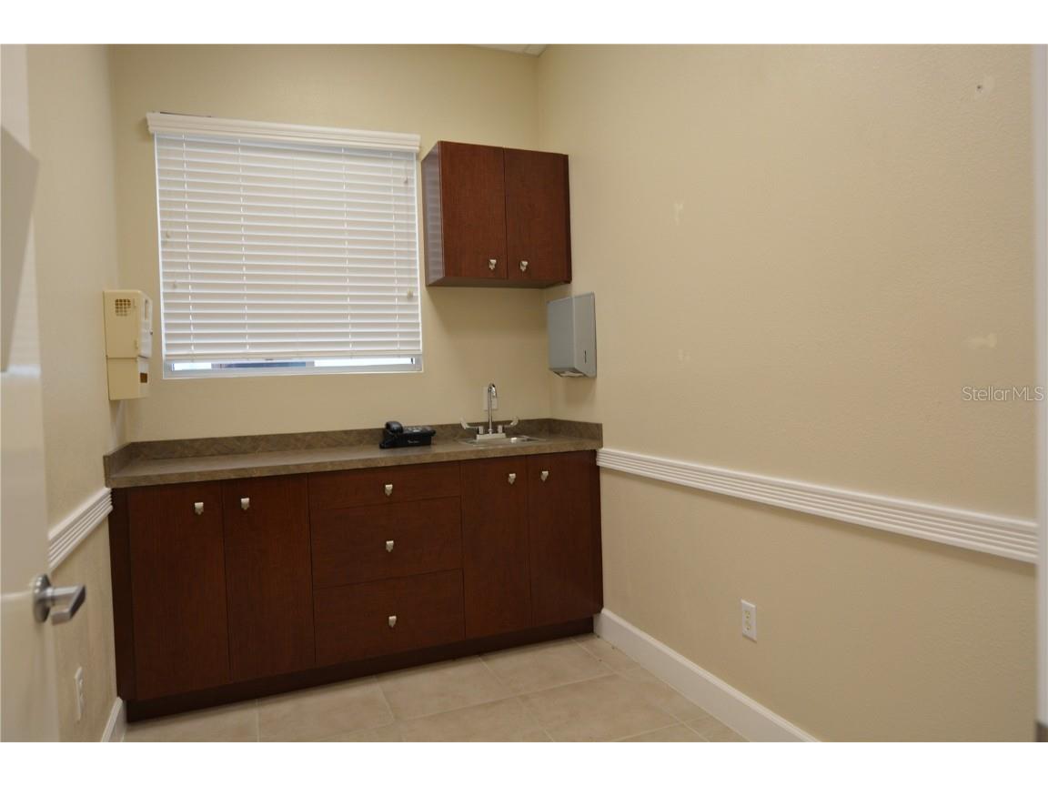 18350 Murdock Circle #101 Port Charlotte FL 33948 C7482184 image8