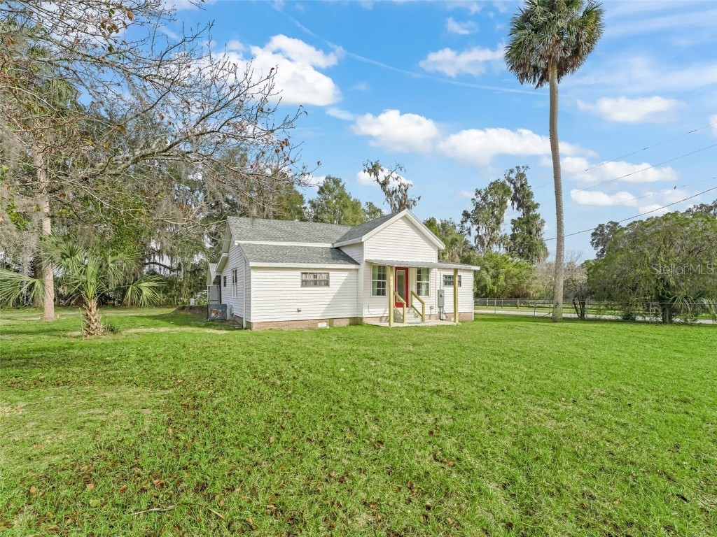 18350 NE 19th Court Citra FL 32113 OM712841 image1
