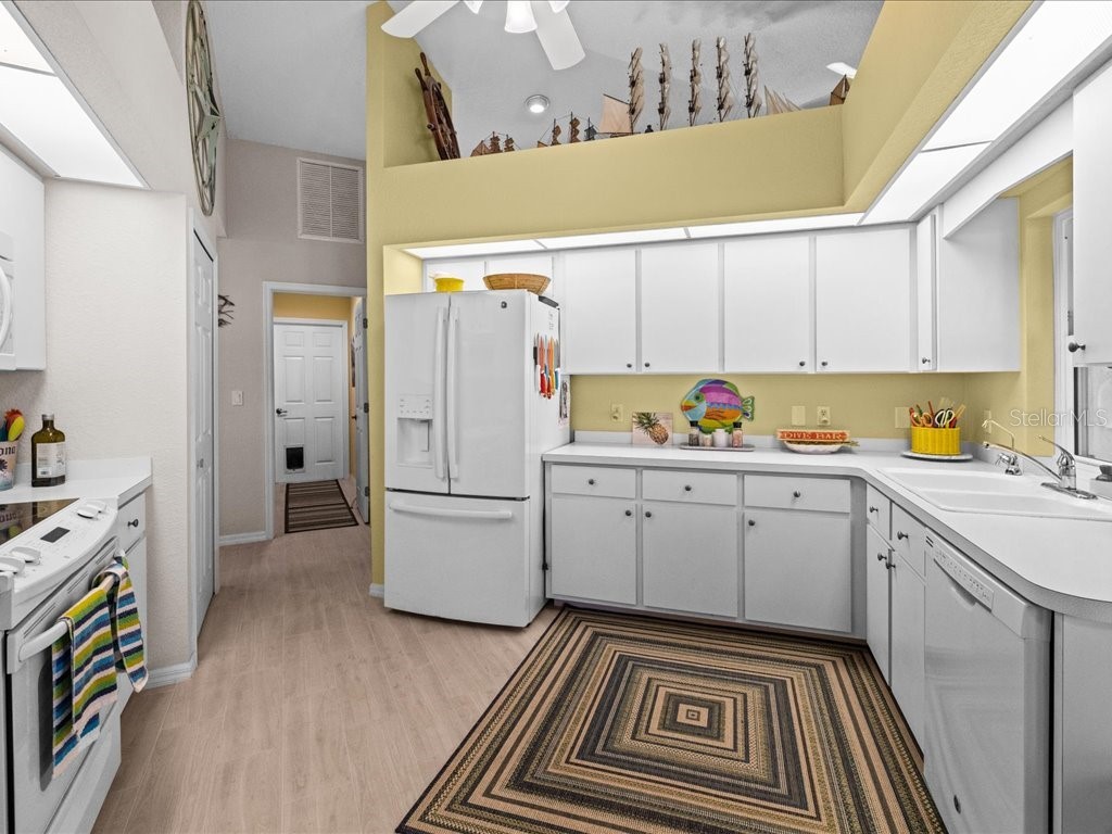 18350 Van Nuys Circle Port Charlotte FL 33948 - MELBOURNE WAERWAY C7523837 image9