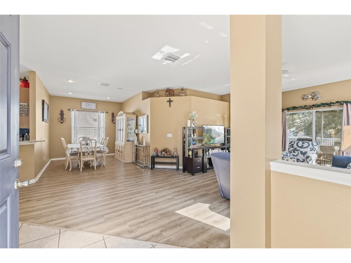 1836 Atlantic Drive Ruskin FL 33570 TB8450032 image7