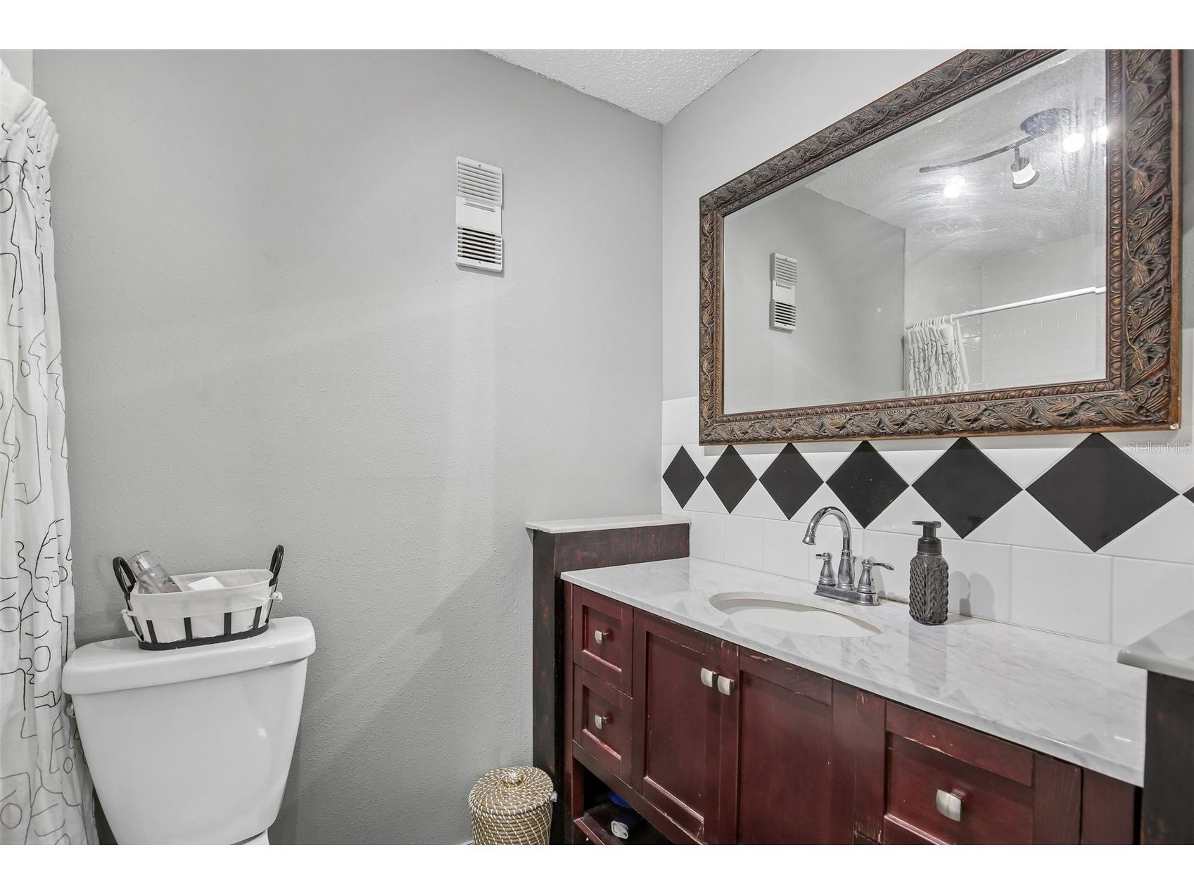 1836 Bough Avenue #C Clearwater FL 33760 TB8504636 image15