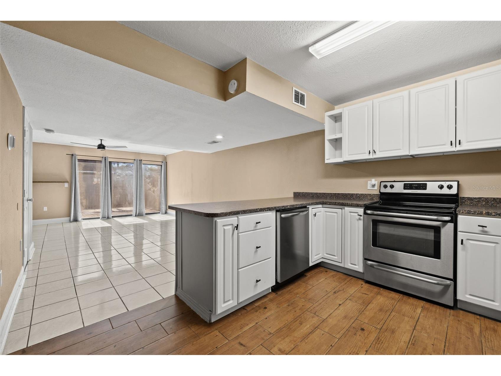 1836 N Crystal Lake Drive #44 Lakeland FL 33801 TB8475338 image5