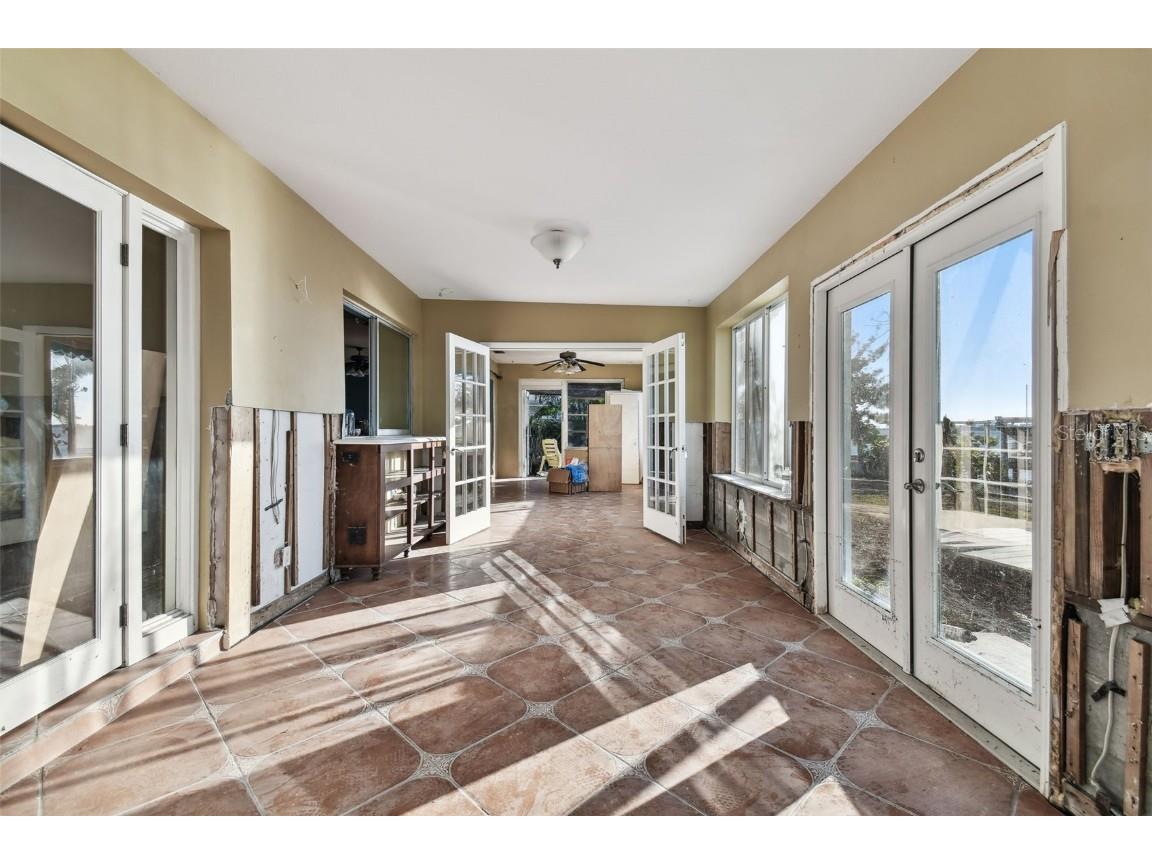 1836 Venetian Point Drive Clearwater FL 33755 TB8336324 image10