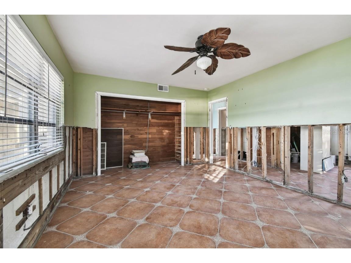 1836 Venetian Point Drive Clearwater FL 33755 TB8336324 image14