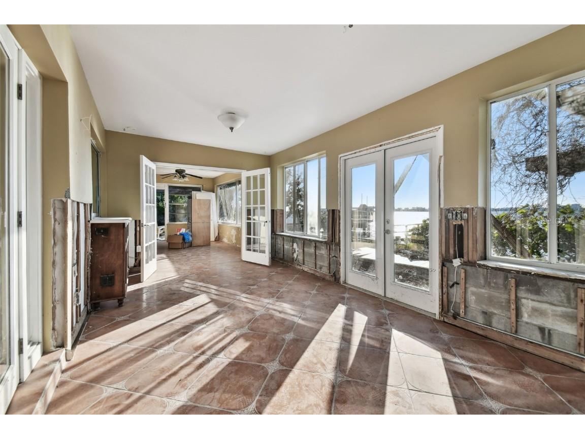 1836 Venetian Point Drive Clearwater FL 33755 TB8336333 image13