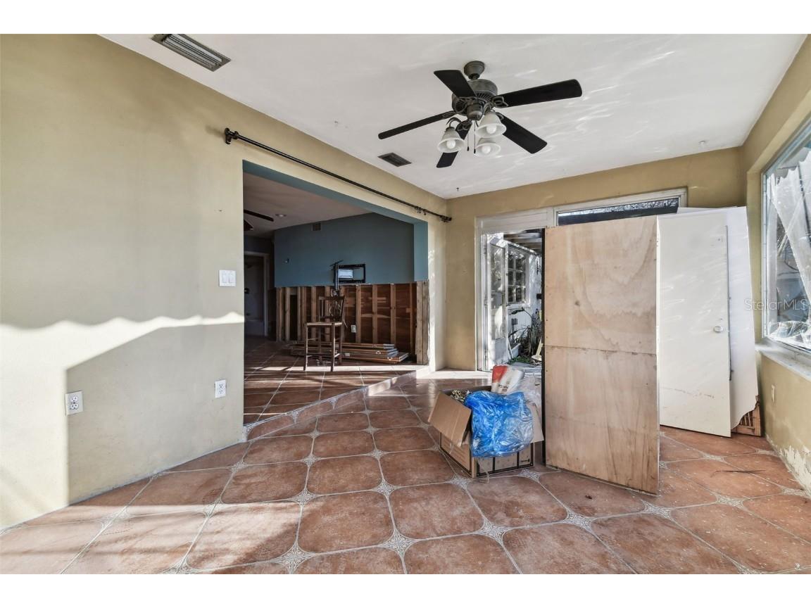 1836 Venetian Point Drive Clearwater FL 33755 TB8336333 image14