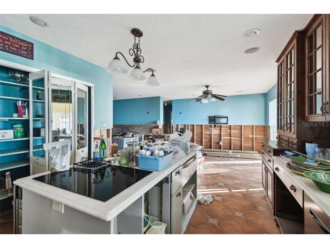 1836 Venetian Point Drive Clearwater FL 33755 TB8336333 image31