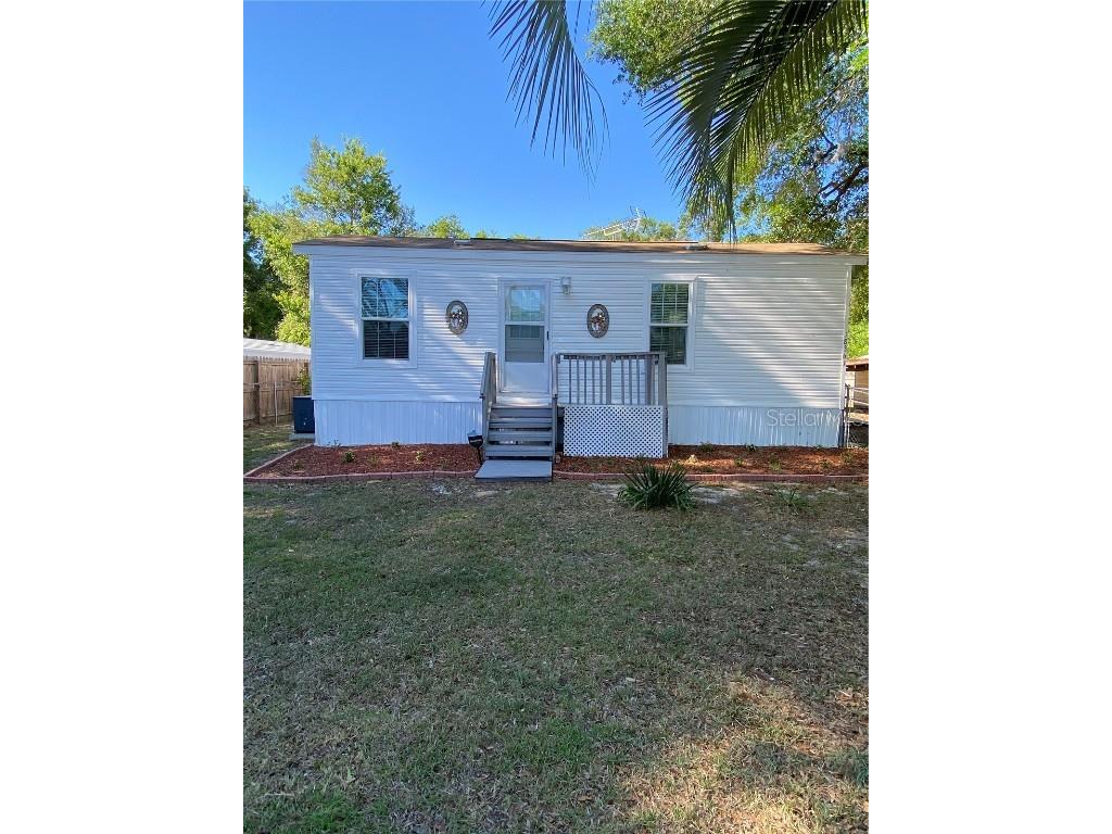 18361 SE 52nd Place Ocklawaha FL 32179 G5095935 image1