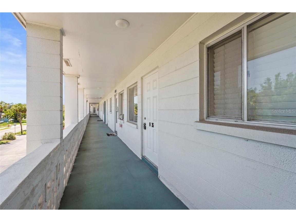 1837 Flamingo Boulevard #O35 Bradenton FL 34207 A4660196 image28