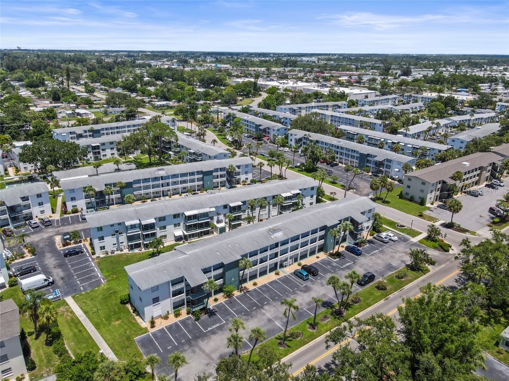 1837 Flamingo Boulevard #O35 Bradenton FL 34207 A4660196 image36