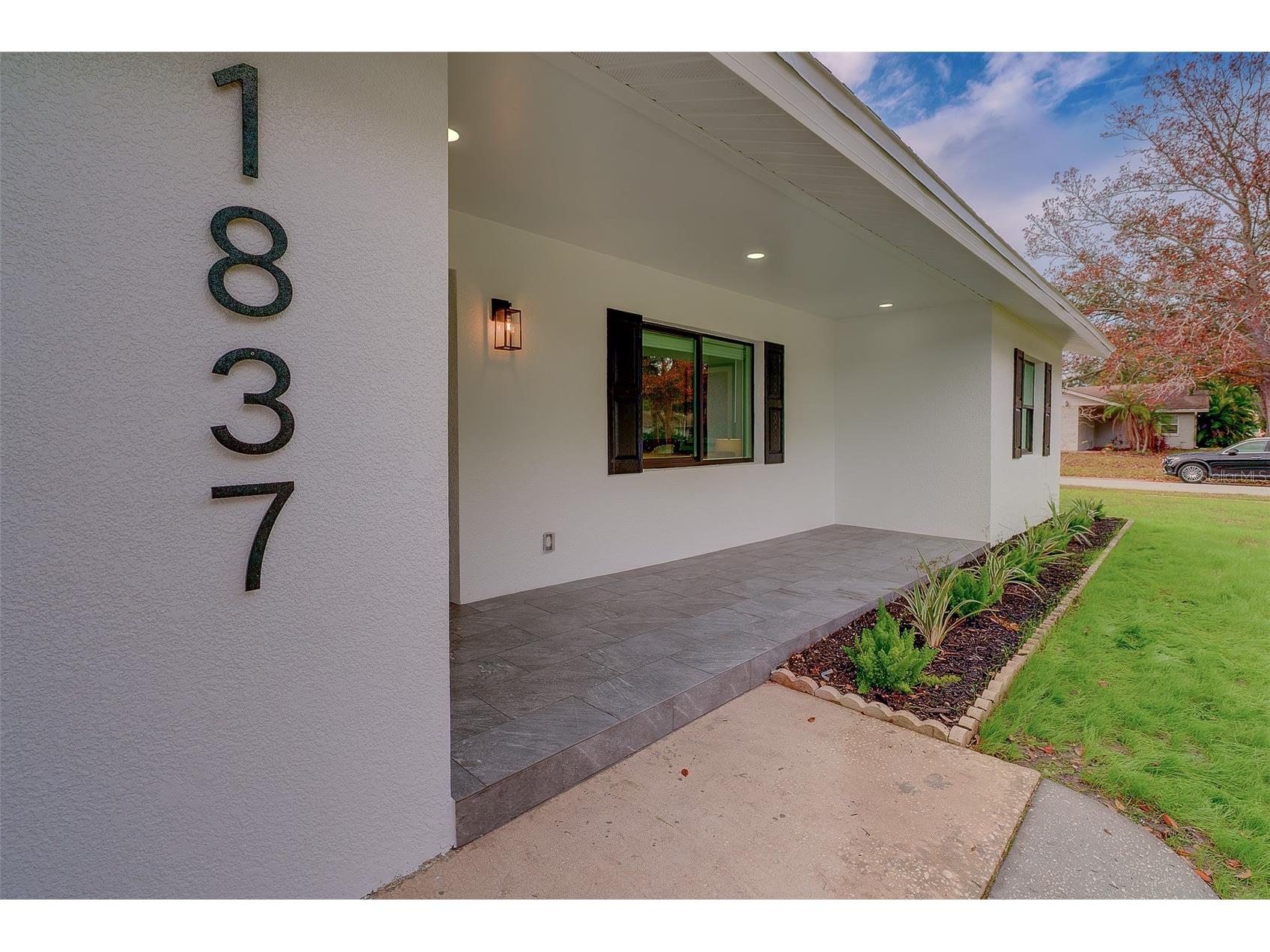 1837 Sourwood Boulevard Dunedin FL 34698 TB8458990 image44