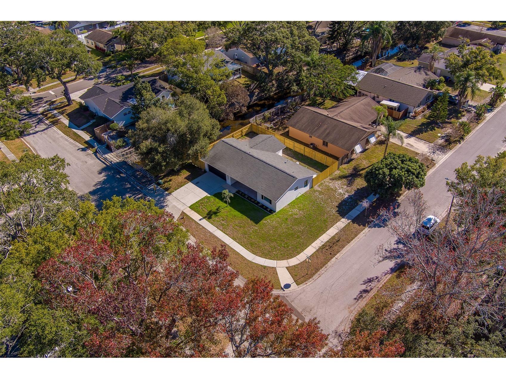 1837 Sourwood Boulevard Dunedin FL 34698 TB8458990 image58