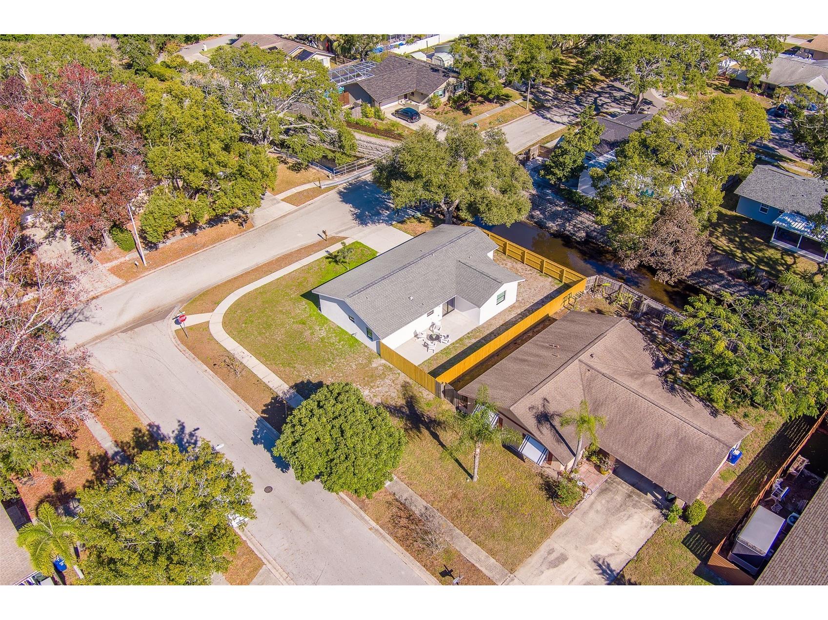 1837 Sourwood Boulevard Dunedin FL 34698 TB8458990 image60