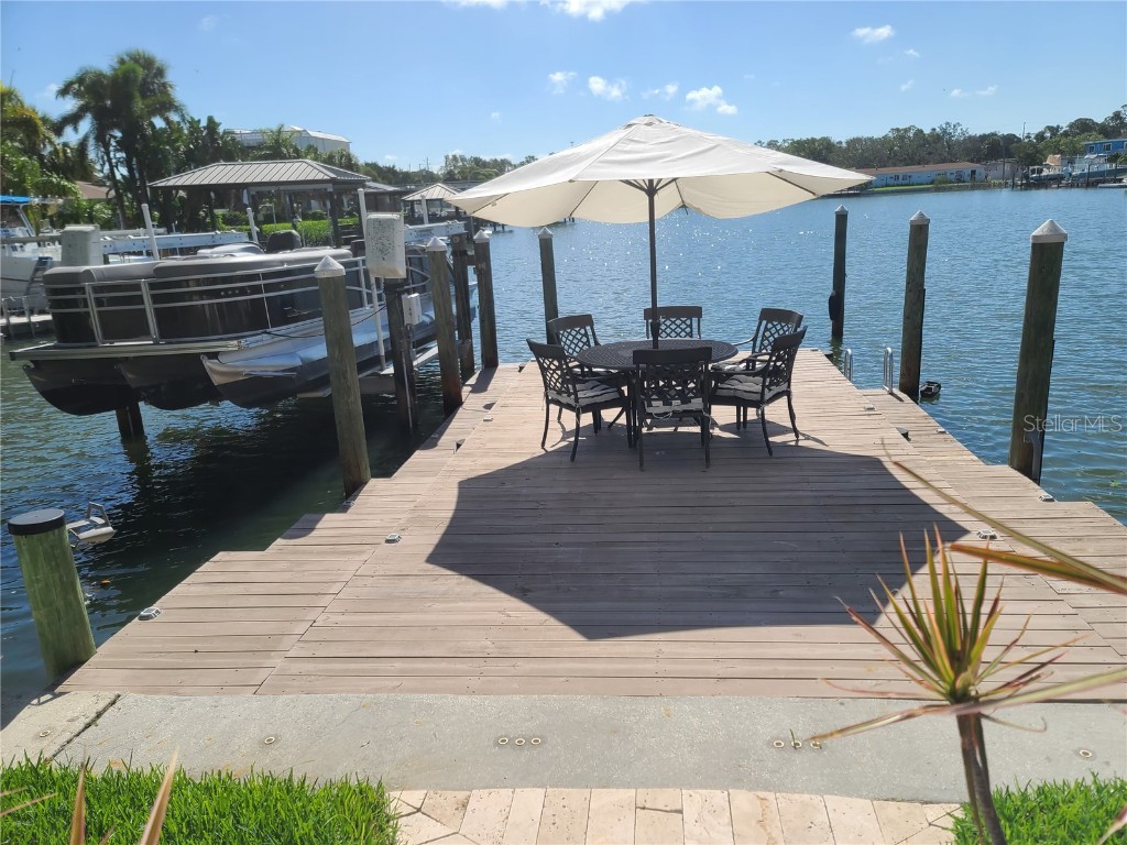 1837 Venetian Point Drive Clearwater FL 33755 TB8401618 image16