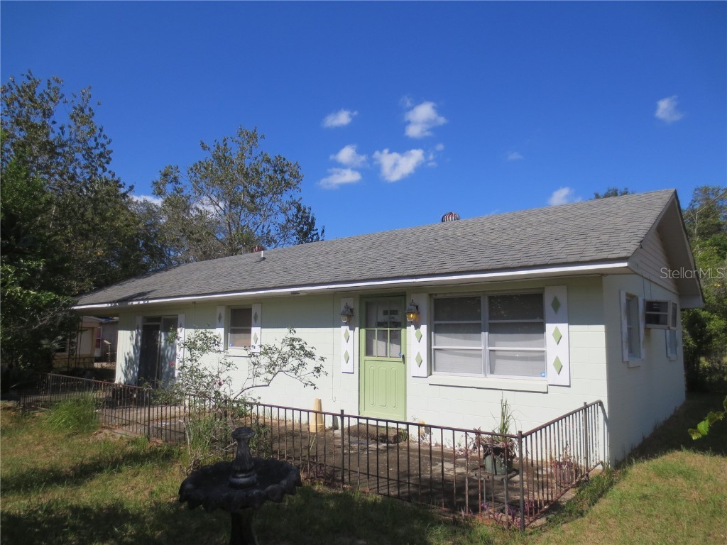 18379 SE 22nd Place Silver Springs FL 34488 OM648330 image1