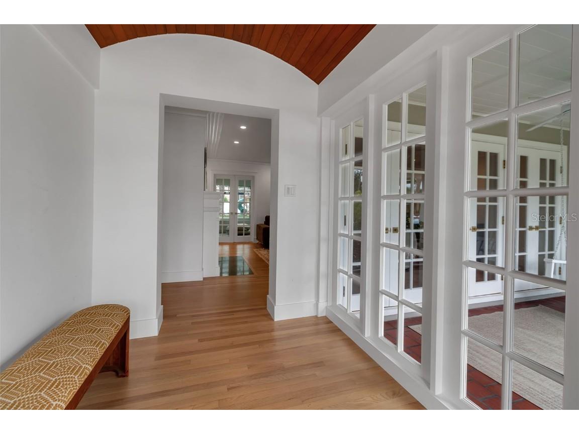 1838 Alta Vista Street Sarasota FL 34236 A4657794 image2