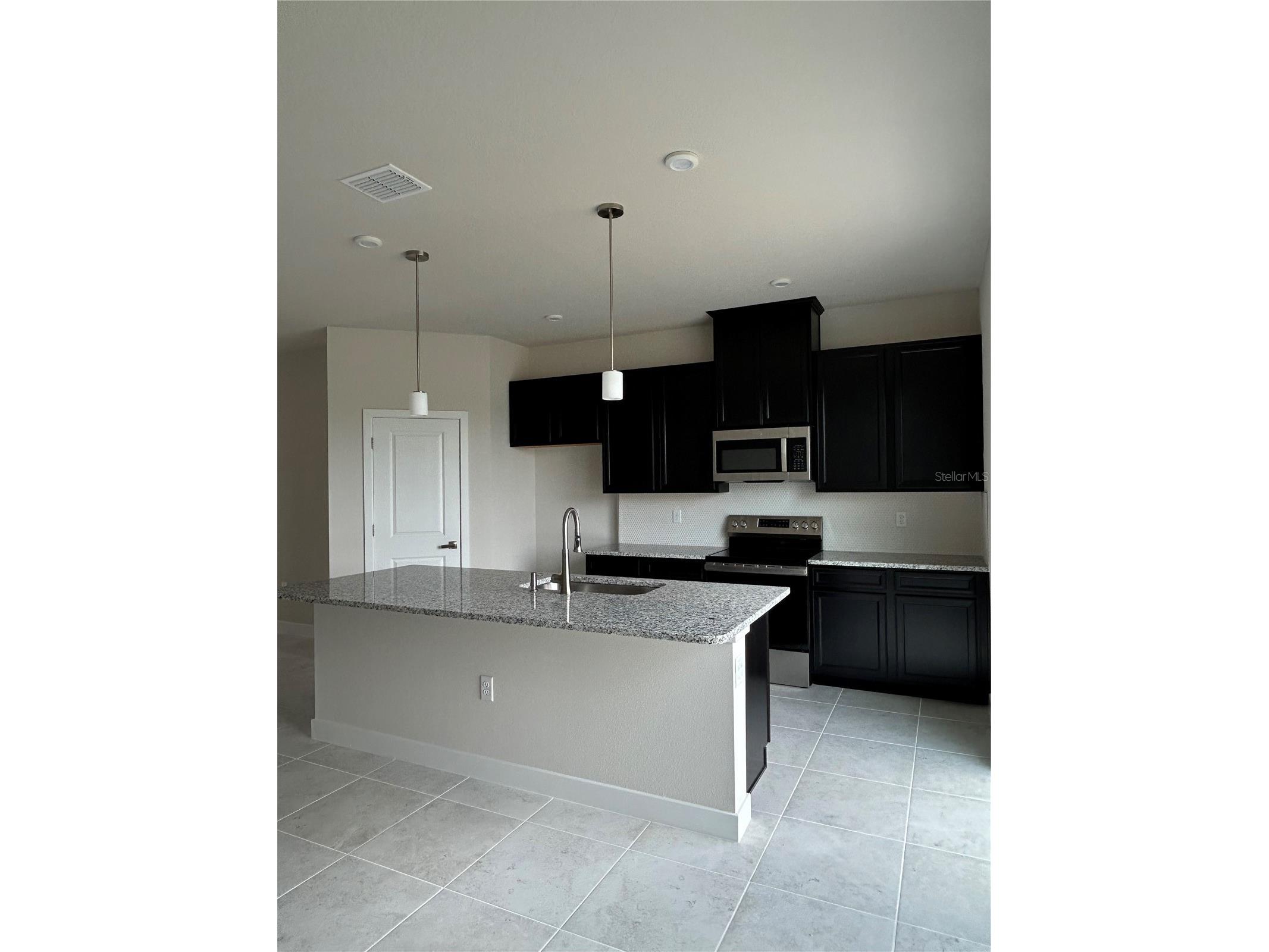 1838 Kendall Pointe Place Melbourne FL 32935 W7887521 image3