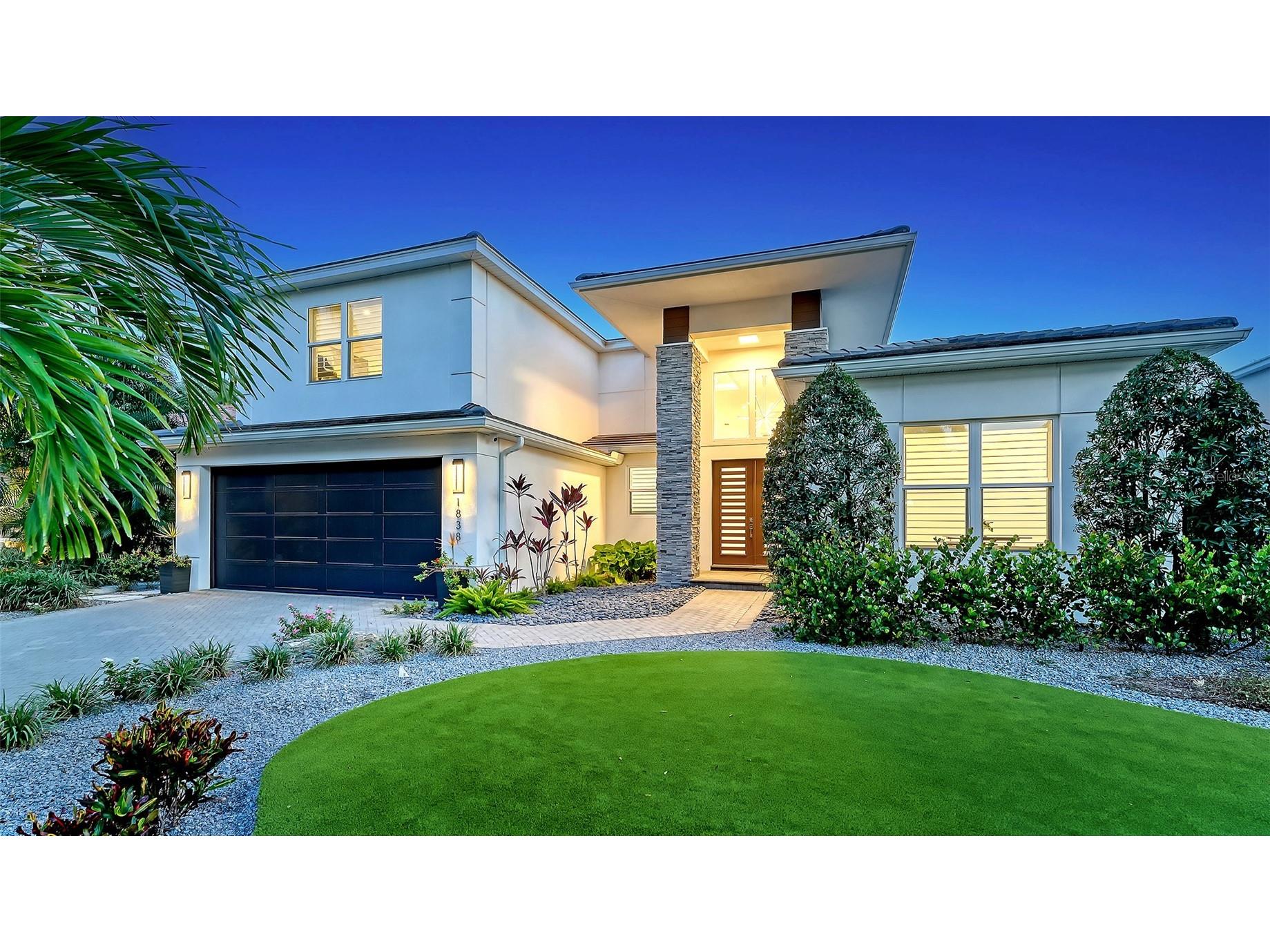 1838 Oleander Street Sarasota FL 34239 A4697493 image1
