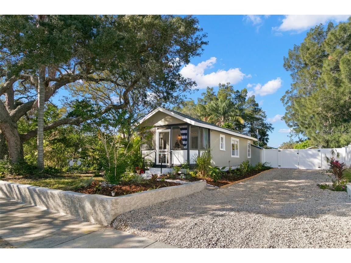 1838 Overbrook Avenue Clearwater FL 33755 U8221882 image1