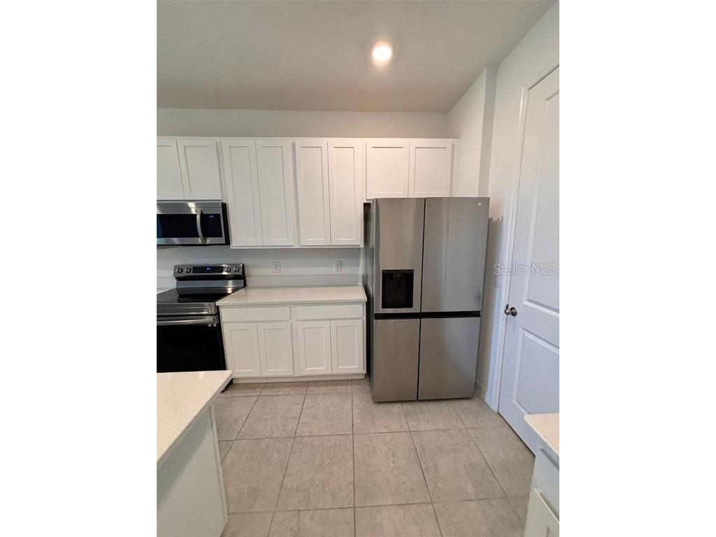 1838 Sanibel Drive Davenport FL 33896 O6222019 image4