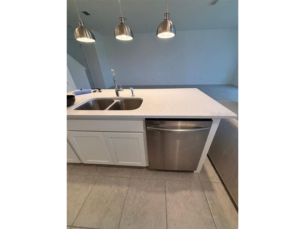 1838 Sanibel Drive Davenport FL 33896 O6222019 image5