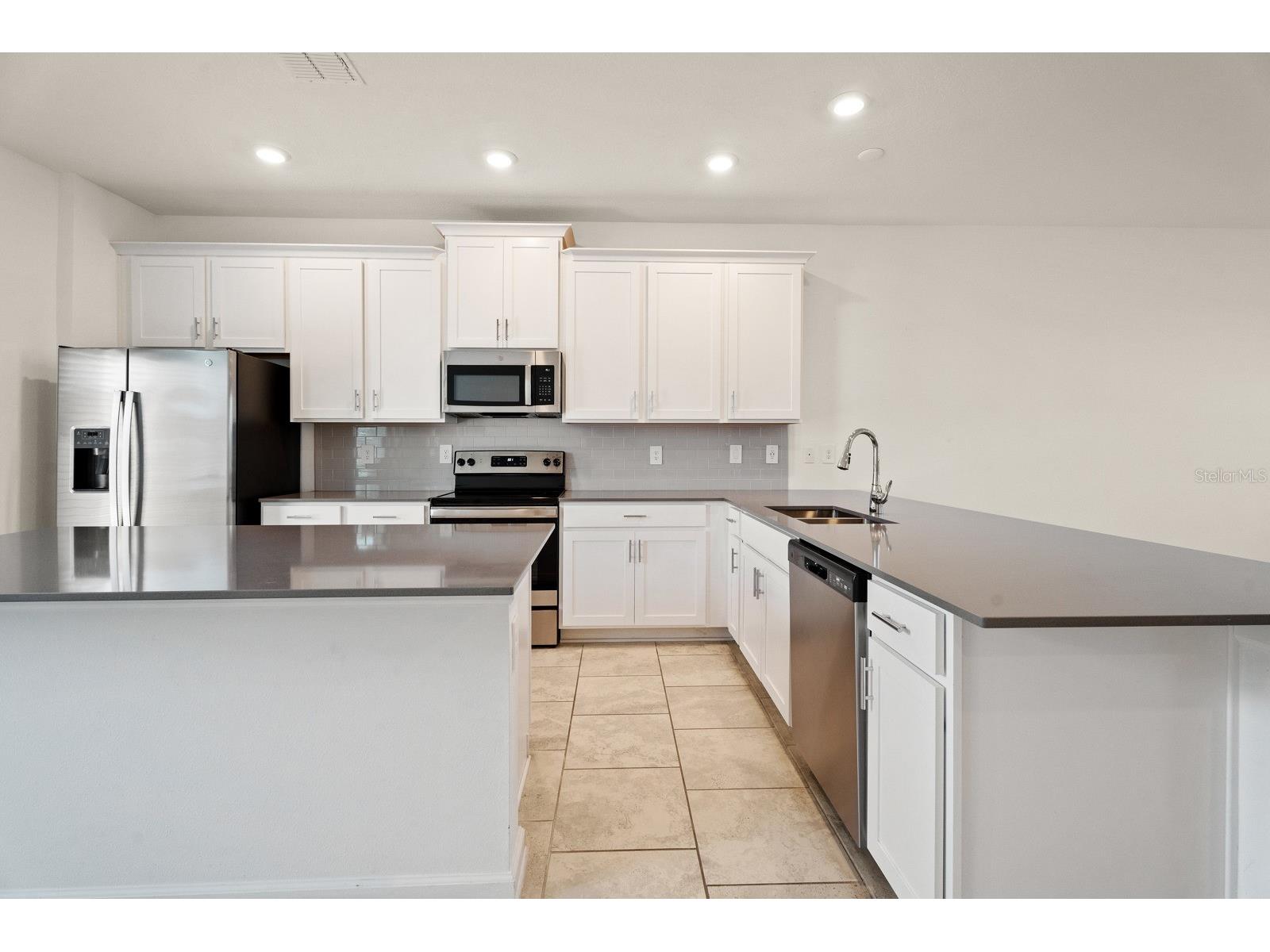 1838 Tohoqua Boulevard Kissimmee FL 34744 S5147475 image9