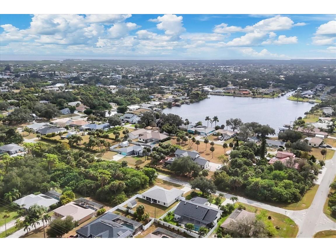 18388 Robinson Avenue Port Charlotte FL 33948 C7518428 image5