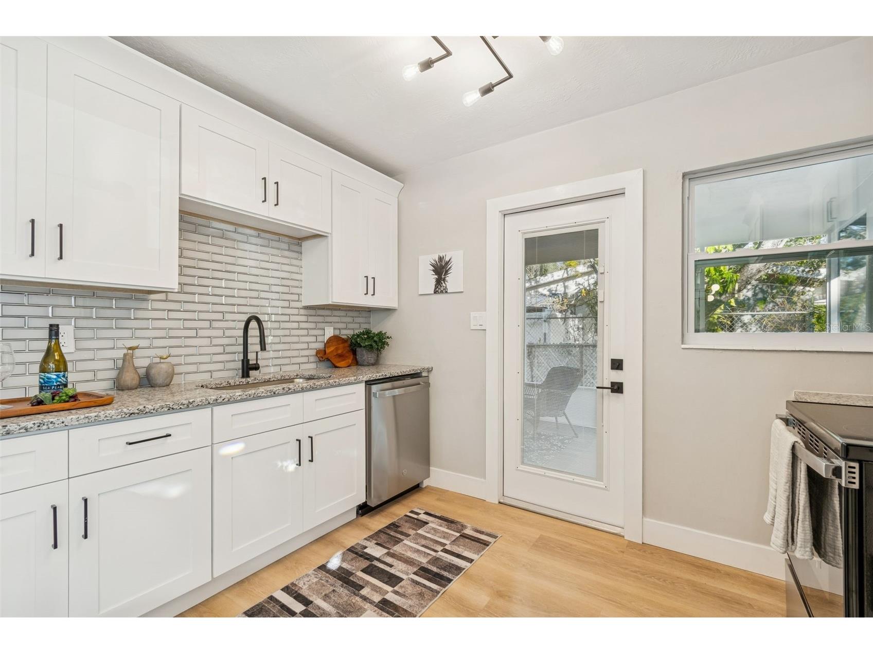 1839 46th Avenue N Saint Petersburg FL 33714 TB8469459 image7