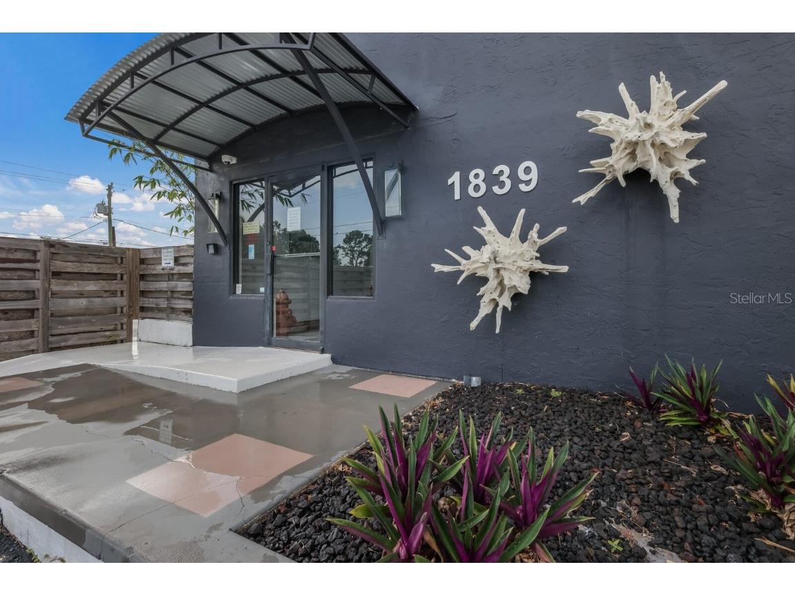 1839 61st Street Sarasota FL 34243 A4574651 image1