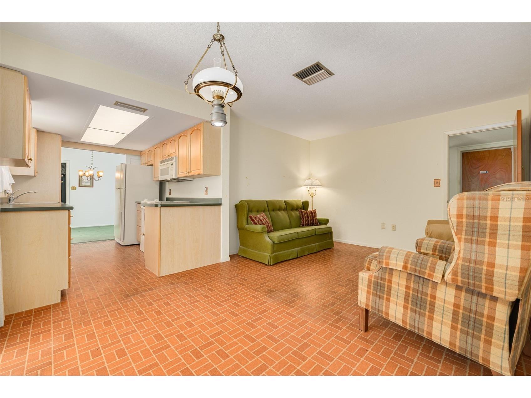 1839 Almeria Way S Saint Petersburg FL 33712 TB8494732 image10