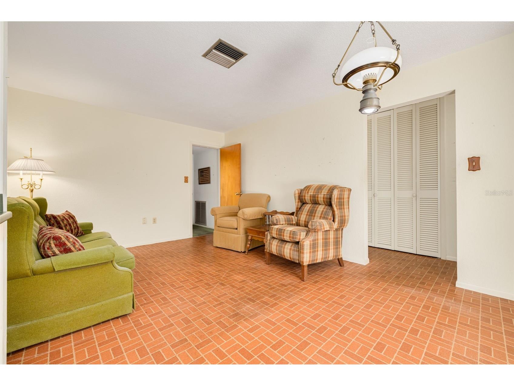 1839 Almeria Way S Saint Petersburg FL 33712 TB8494732 image12