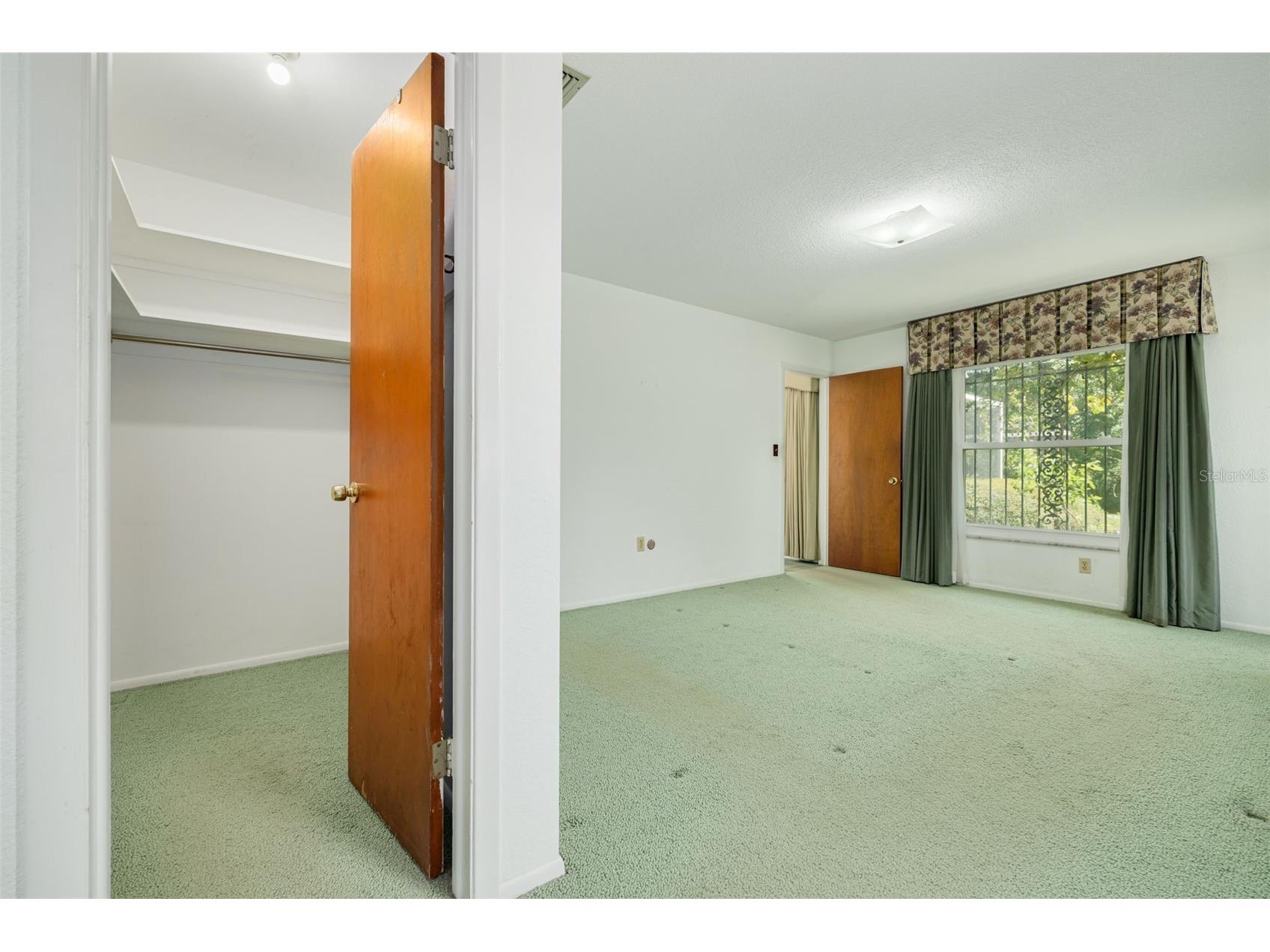 1839 Almeria Way S Saint Petersburg FL 33712 TB8494732 image16