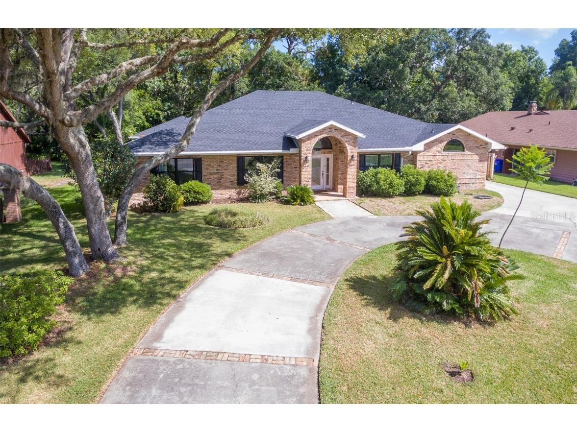 1839 Spruce Creek Boulevard Port Orange FL 32128 V4936573 image1