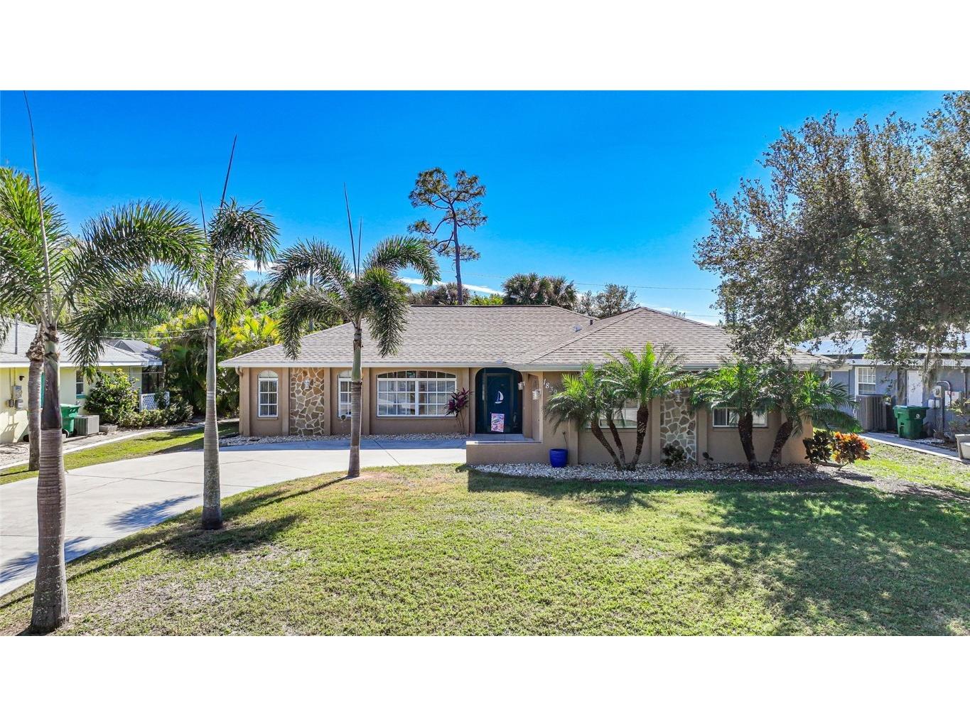 18395 Edgewater Drive Port Charlotte FL 33948 C7503997 image1