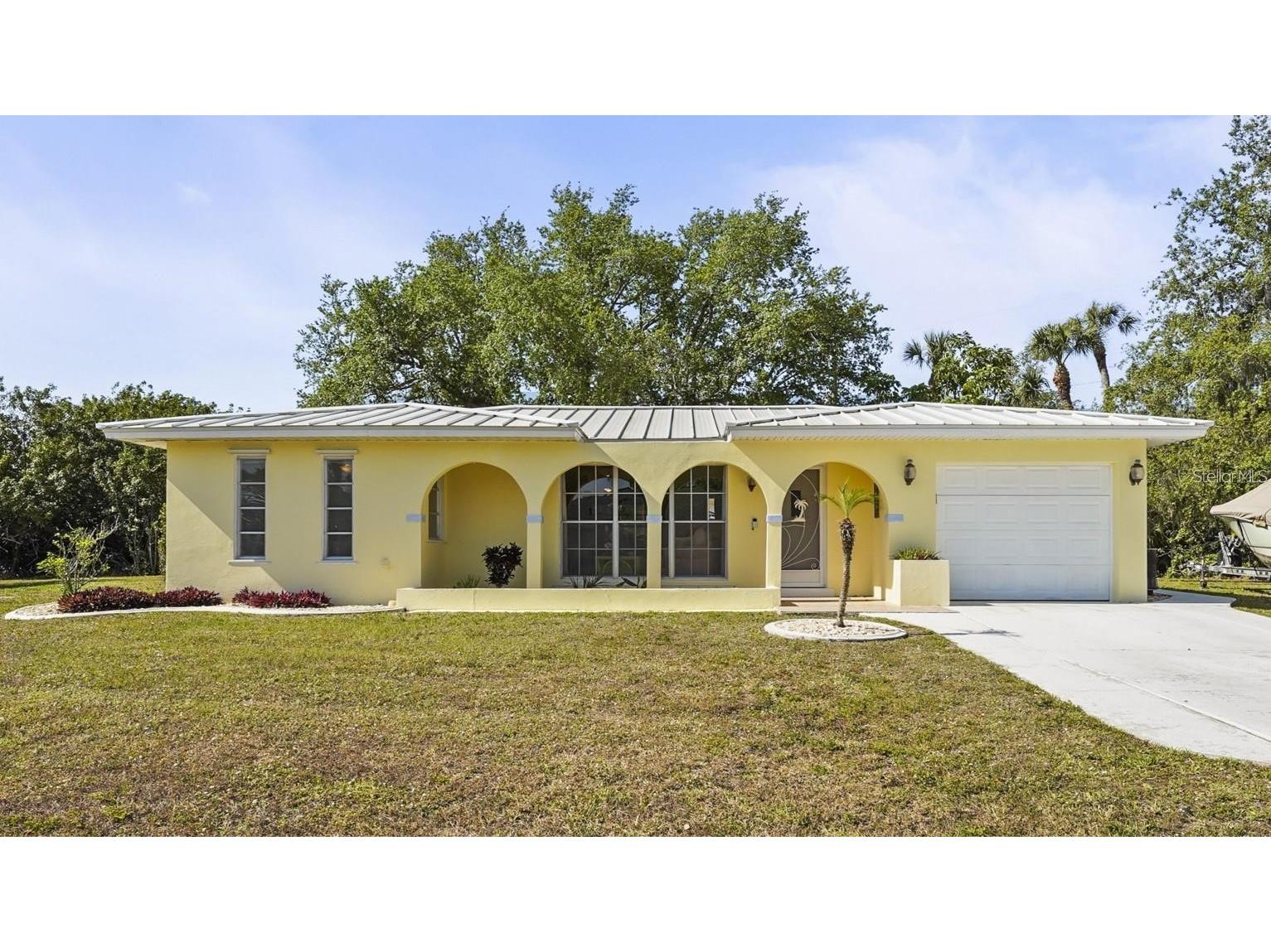 18399 Burkholder Circle Port Charlotte FL 33948 C7524537 image1