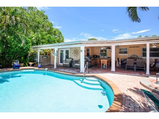 184 175th Avenue E Redington Shores FL 33708 - GULF OF MEXICO U8209477 image1