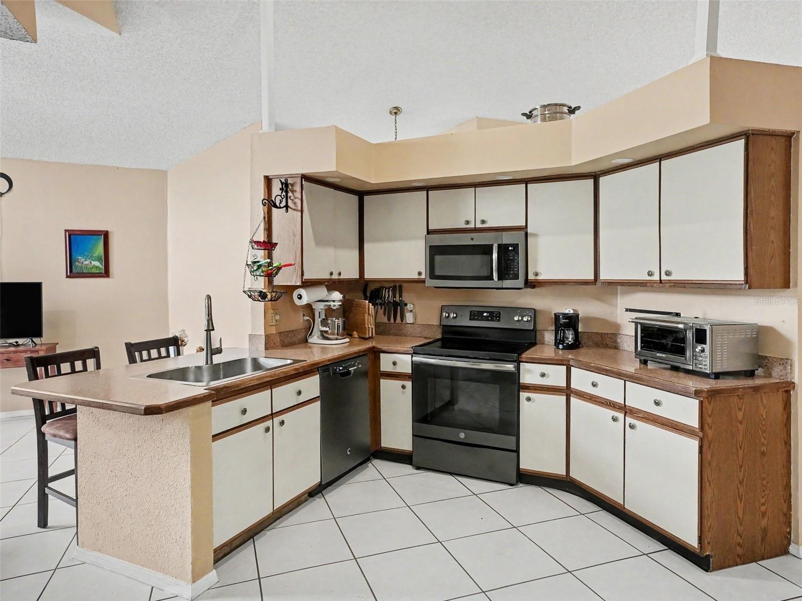 184 Coral Reef Circle Kissimmee FL 34743 O6407015 image12