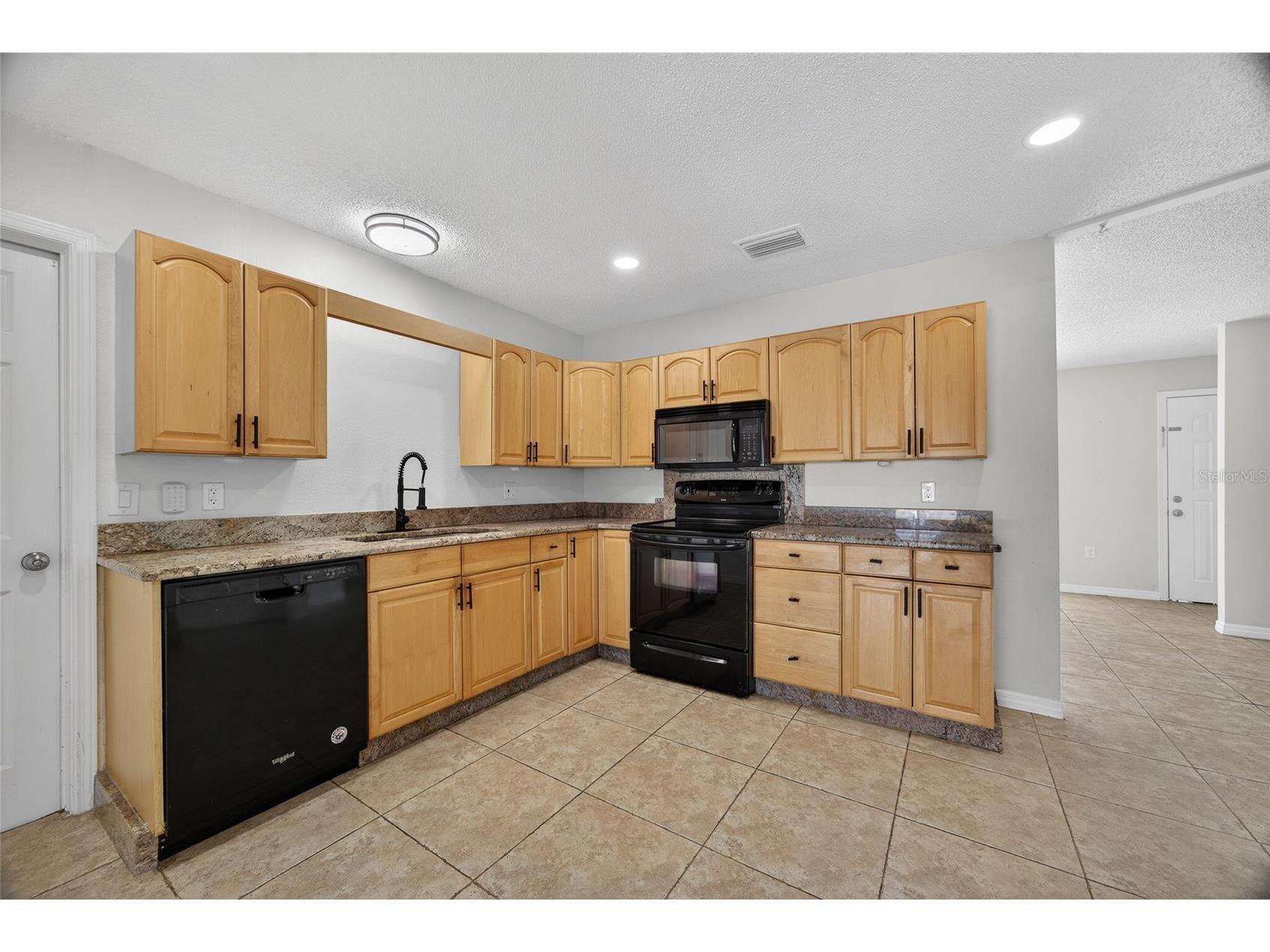 184 Garden Avenue NW Port Charlotte FL 33952 C7520612 image10