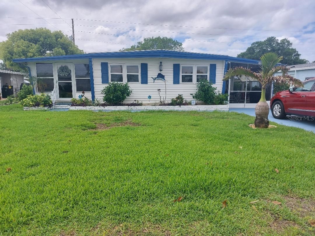 184 Independence Avenue #8 Palm Harbor FL 34684 - LAKE TARPON TB8495345 image1
