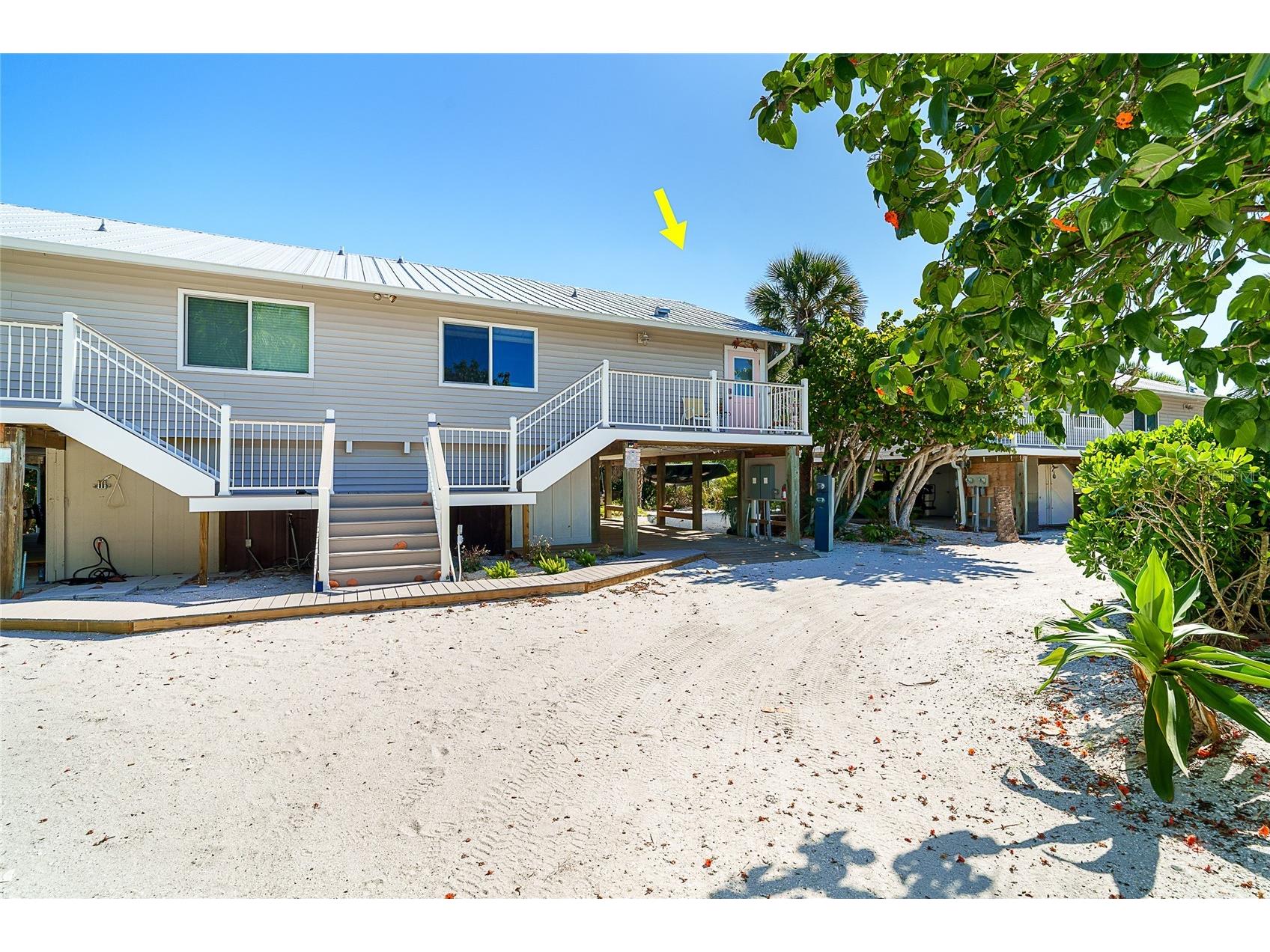 184 N Gulf Boulevard #8 Placida FL 33946 D6147260 image1