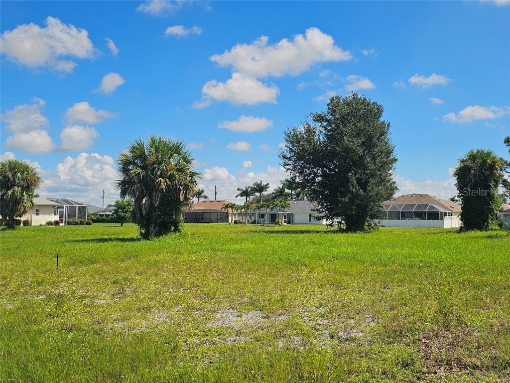 184 Rotonda Boulevard N Rotonda West FL 33947 TB8428142 image4