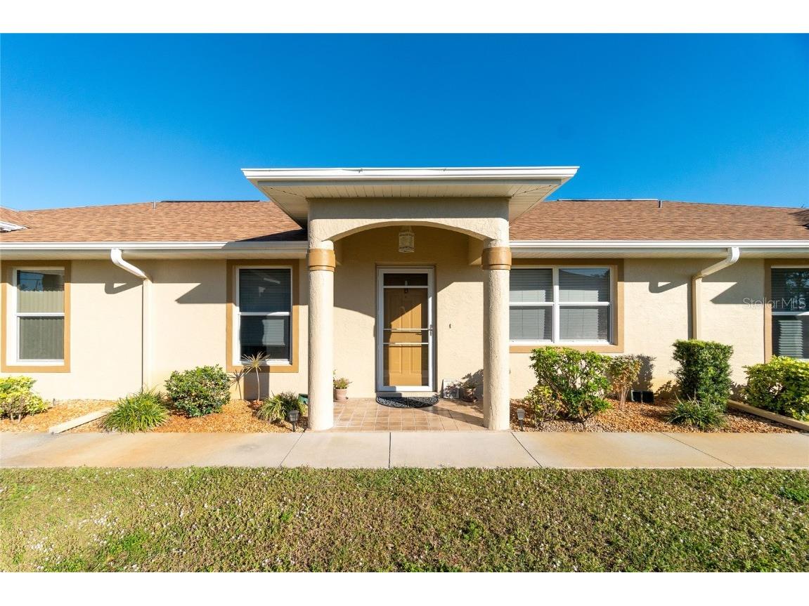 184 Rotonda Boulevard W #184B Rotonda West FL 33947 D6128566 image1