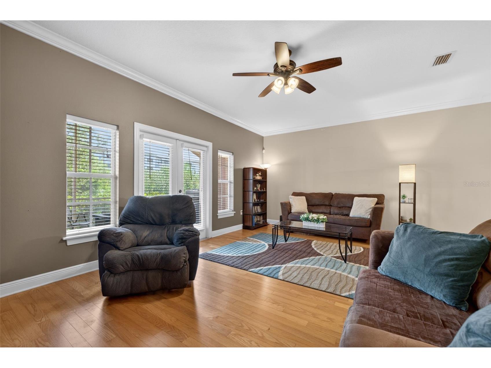184 Valencia Circle Saint Petersburg FL 33716 TB8487687 image16